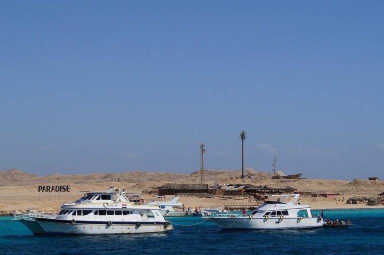 Excursión a Isla Paraíso en barco desde Hurghada